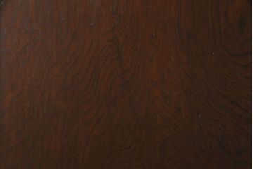 明治期の蔵戸をリペア&カスタム!設置場所に合わせてリサイズし、ドアにリメイク。時代箪笥の引手、アクリル製の家紋を取り付け。外部用塗装で仕上げ。(玄関戸、建具、玄関ドア)