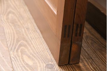 組子入り帯戸2枚をリペア&カスタム!設置場所に合わせてリサイズ。組子部分にクリアガラスを組み入れ。(引き戸、建具)