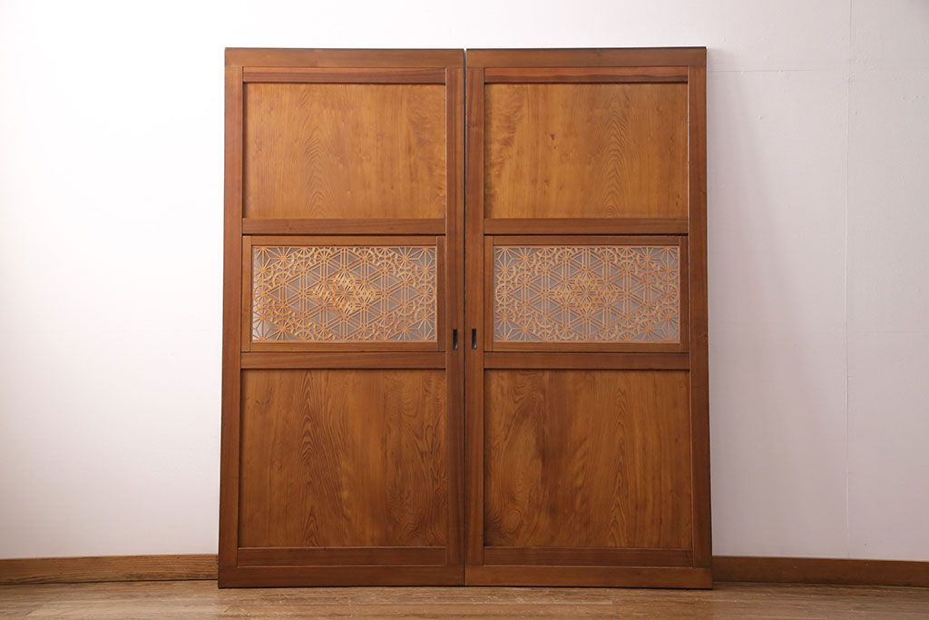 組子入り帯戸2枚をリペア&カスタム!設置場所に合わせてリサイズ。組子部分にクリアガラスを組み入れ。(引き戸、建具)