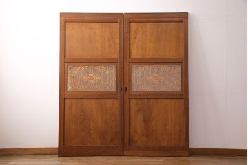 組子入り帯戸2枚をリペア&カスタム!設置場所に合わせてリサイズ。組子部分にクリアガラスを組み入れ。(引き戸、建具)