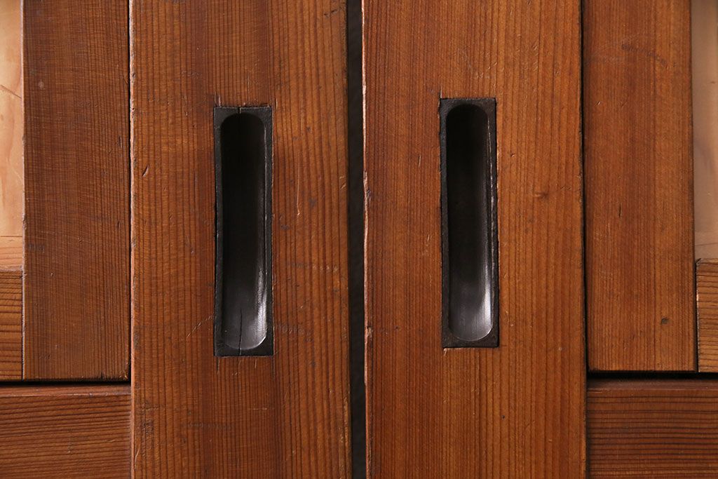 組子入り帯戸2枚をリペア&カスタム!設置場所に合わせてリサイズ。組子部分にクリアガラスを組み入れ。(引き戸、建具)