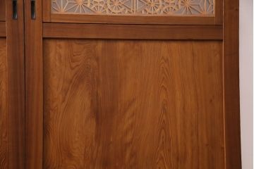 組子入り帯戸2枚をリペア&カスタム!設置場所に合わせてリサイズ。組子部分にクリアガラスを組み入れ。(引き戸、建具)