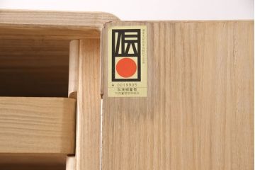 加茂総桐箪笥の見た目を変えずに綺麗にリペア!可動部の調整、クリーニングを行い、砥粉仕上げ。(総桐たんす、衣装箪笥、和タンス、引き出し)