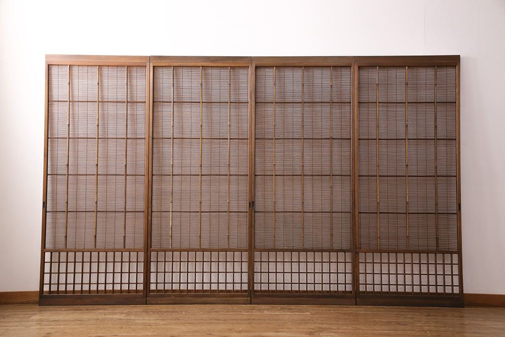 簾戸4枚をリペア&カスタム!設置場所に合わせてリサイズ。取っ手を取り付け。現状に近しい色味に着色し仕上げ。(引き戸、夏戸、建具)