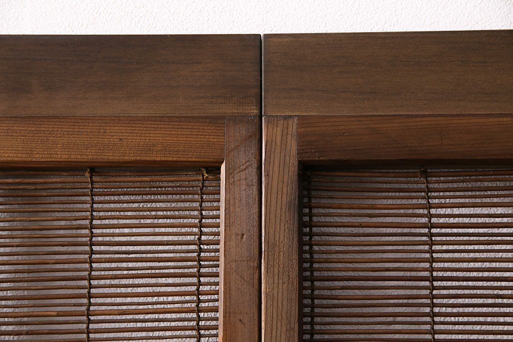 簾戸4枚をリペア&カスタム!設置場所に合わせてリサイズ。取っ手を取り付け。現状に近しい色味に着色し仕上げ。(引き戸、夏戸、建具)