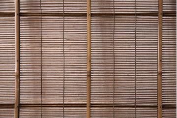 簾戸4枚をリペア&カスタム!設置場所に合わせてリサイズ。取っ手を取り付け。現状に近しい色味に着色し仕上げ。(引き戸、夏戸、建具)