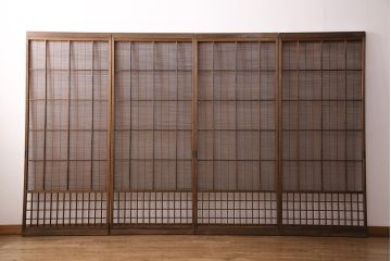 簾戸4枚をリペア&カスタム!設置場所に合わせてリサイズ。取っ手を取り付け。現状に近しい色味に着色し仕上げ。(引き戸、夏戸、建具)