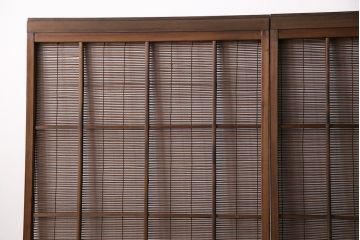 簾戸4枚をリペア&カスタム!設置場所に合わせてリサイズ。取っ手を取り付け。現状に近しい色味に着色し仕上げ。(引き戸、夏戸、建具)