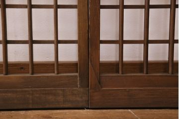 簾戸4枚をリペア&カスタム!設置場所に合わせてリサイズ。取っ手を取り付け。現状に近しい色味に着色し仕上げ。(引き戸、夏戸、建具)