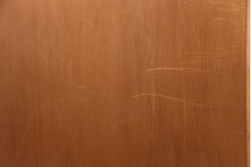 大正昭和初期の板戸4枚をリペア&カスタム!設置場所に合わせてリサイズ。戸車を取り付け。加工箇所のみ現状に近しい色味に着色し仕上げ。(引き戸、建具)