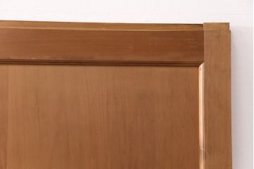 大正昭和初期の板戸4枚をリペア&カスタム!設置場所に合わせてリサイズ。戸車を取り付け。加工箇所のみ現状に近しい色味に着色し仕上げ。(引き戸、建具)