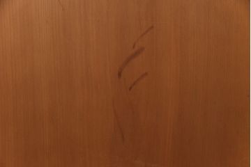 大正昭和初期の板戸4枚をリペア&カスタム!設置場所に合わせてリサイズ。戸車を取り付け。加工箇所のみ現状に近しい色味に着色し仕上げ。(引き戸、建具)