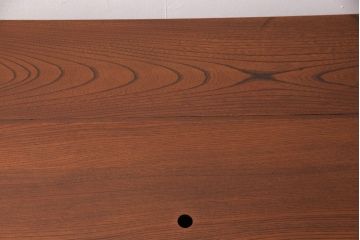 松本民芸家具のA型洋炉卓をリペア&カスタム!ショーケースとしても使用できるように付け替え可能な栗材の内箱、ガラス天板を製作。(火鉢)