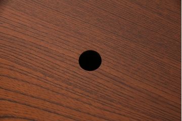 松本民芸家具のA型洋炉卓をリペア&カスタム!ショーケースとしても使用できるように付け替え可能な栗材の内箱、ガラス天板を製作。(火鉢)