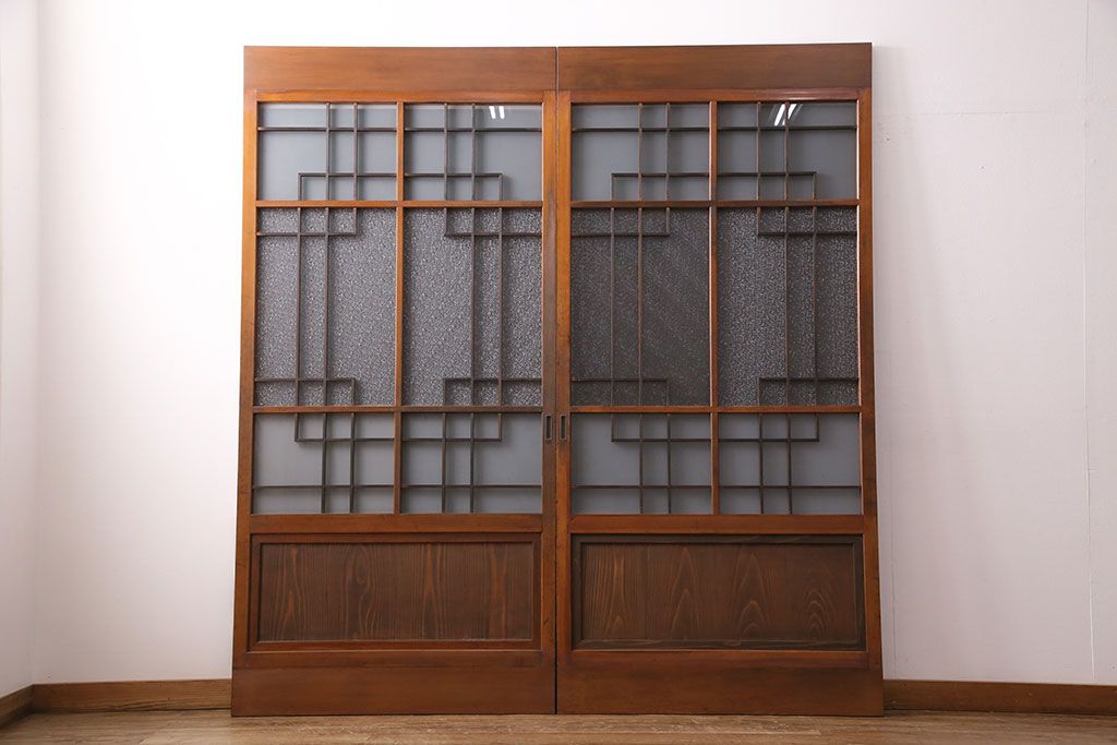 組子入りのガラス戸2枚をリペア&カスタム!吊り戸仕様に加工。埋木・加工部分の色合わせ。(引き戸、建具)