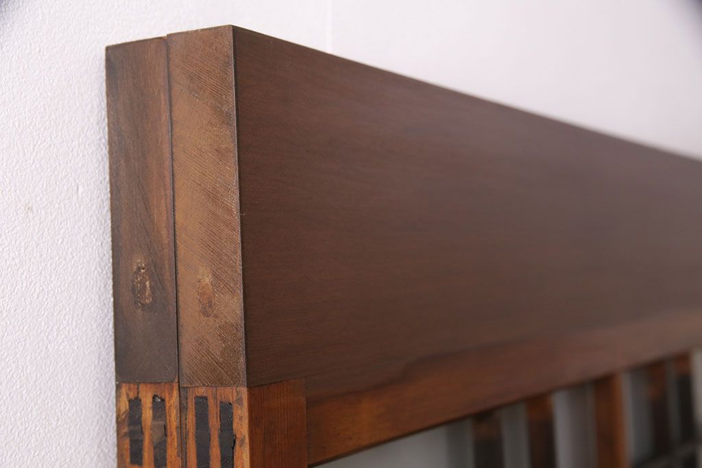 組子入りのガラス戸2枚をリペア&カスタム!吊り戸仕様に加工。埋木・加工部分の色合わせ。(引き戸、建具)