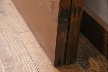 組子入りのガラス戸2枚をリペア&カスタム!吊り戸仕様に加工。埋木・加工部分の色合わせ。(引き戸、建具)