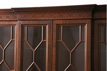 ヒッコリーチェアの照明付きキャビネットをリペア&カスタム!可動式のガラス棚板を3枚追加。(初期棚、カップボード、キャビネット)