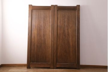大正昭和初期の門扉一対をリペア&カスタム!耐荷重蝶番を取り付け。剥離後、明るい茶色に着色し、仕上げ。(木製ドア、建具)