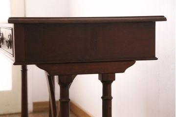 ドレクセルヘリテイジのバタフライテーブルをリペア&カスタム!拡張部分を取り外し、サイドテーブルにリメイク。部材の跡を色合わせして仕上げ。(サイドテーブル、コンソールテーブル)