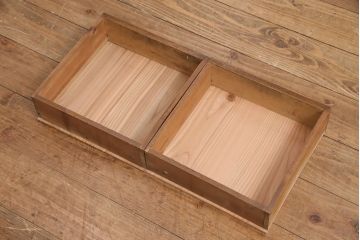 昭和初期の戸棚をリペア&カスタム!建具はダイヤガラスに入れ替え。引き手、取っ手を取り替え。現状に近しい色味に着色し仕上げ。(収納棚、本棚、キャビネット)