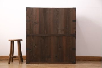 明治期の重ね箪笥の見た目を変えずに綺麗にリペア!可動部の調整、傷んだ木部を交換。現状に近しい色味に着色し仕上げ。(時代箪笥、衣装タンス、収納箪笥)