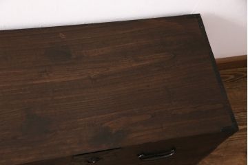 明治期の重ね箪笥の見た目を変えずに綺麗にリペア!可動部の調整、傷んだ木部を交換。現状に近しい色味に着色し仕上げ。(時代箪笥、衣装タンス、収納箪笥)