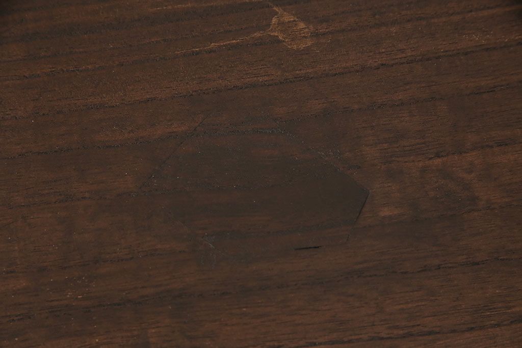 明治期の重ね箪笥の見た目を変えずに綺麗にリペア!可動部の調整、傷んだ木部を交換。現状に近しい色味に着色し仕上げ。(時代箪笥、衣装タンス、収納箪笥)