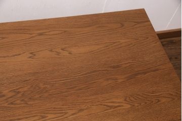 格納スツール6脚付きテーブルをリペア&カスタム!可動部の調整を行い、アンティークホワイトのペイント仕上げ。(ダイニングテーブル、椅子)