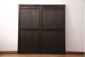 大正昭和初期の板戸2枚をリペア&カスタム!それぞれ設置場所に合わせてリサイズ。当店商品を参考に着色し仕上げ。(引き戸、建具)