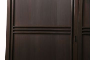 大正昭和初期の板戸2枚をリペア&カスタム!それぞれ設置場所に合わせてリサイズ。当店商品を参考に着色し仕上げ。(引き戸、建具)