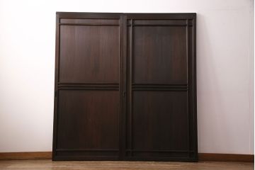 大正昭和初期の板戸2枚をリペア&カスタム!それぞれ設置場所に合わせてリサイズ。当店商品を参考に着色し仕上げ。(引き戸、建具)