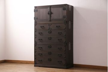 国産の総桐箪笥をリペア&カスタム!可動部の調整。濃い茶色で着色し仕上げ。(衣装箪笥、和タンス、引き出し、桐たんす)