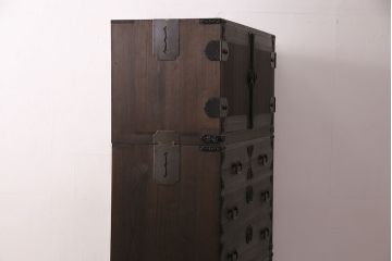 国産の総桐箪笥をリペア&カスタム!可動部の調整。濃い茶色で着色し仕上げ。(衣装箪笥、和タンス、引き出し、桐たんす)