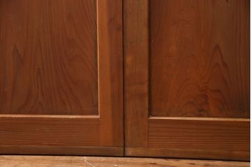 組子入り帯戸4枚をリペア&カスタム!設置場所に合わせてリサイズ。戸車を取り付け。帯部分のガラスをクリアガラスに変更。(引き戸、建具)