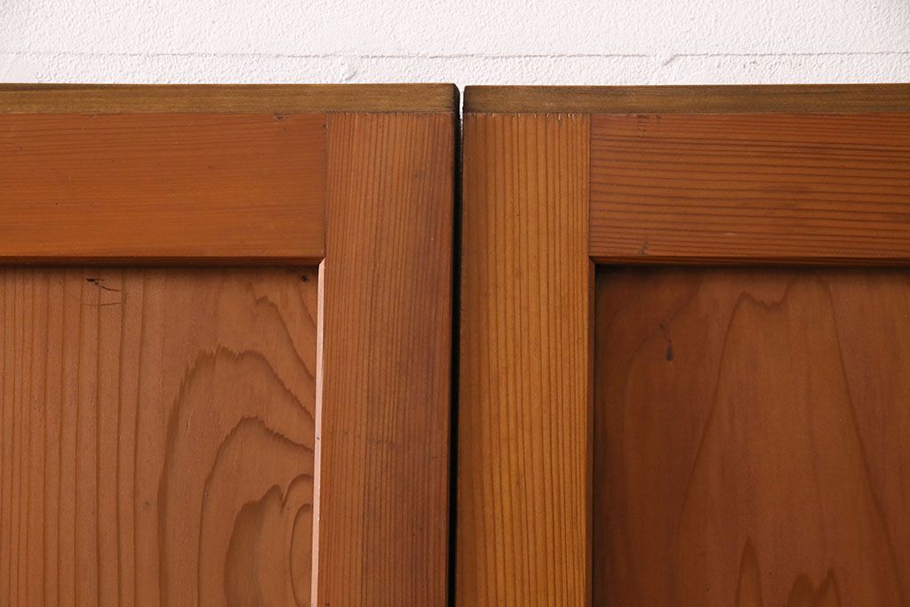 組子入り帯戸4枚をリペア&カスタム!設置場所に合わせてリサイズ。戸車を取り付け。帯部分のガラスをクリアガラスに変更。(引き戸、建具)