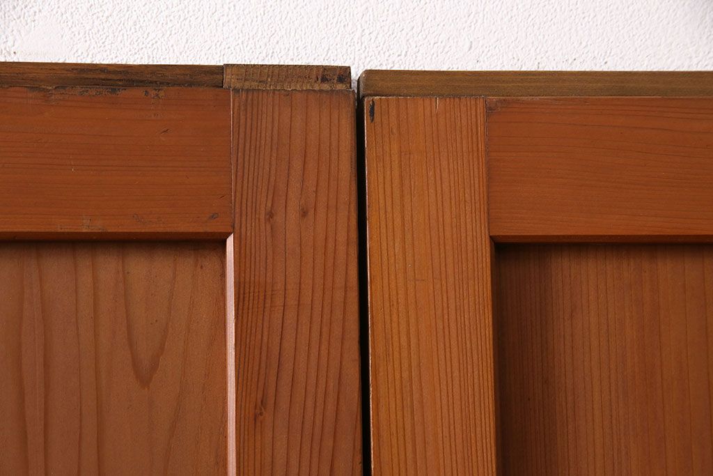 組子入り帯戸4枚をリペア&カスタム!設置場所に合わせてリサイズ。戸車を取り付け。帯部分のガラスをクリアガラスに変更。(引き戸、建具)