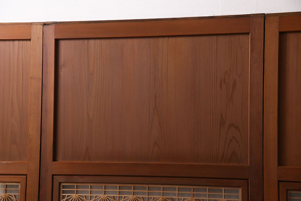 組子入り帯戸4枚をリペア&カスタム!設置場所に合わせてリサイズ。戸車を取り付け。帯部分のガラスをクリアガラスに変更。(引き戸、建具)