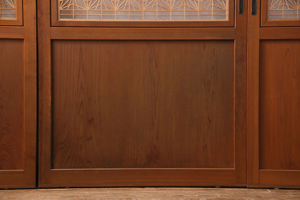 組子入り帯戸4枚をリペア&カスタム!設置場所に合わせてリサイズ。戸車を取り付け。帯部分のガラスをクリアガラスに変更。(引き戸、建具)