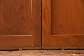 組子入り帯戸4枚をリペア&カスタム!設置場所に合わせてリサイズ。戸車を取り付け。帯部分のガラスをクリアガラスに変更。(引き戸、建具)