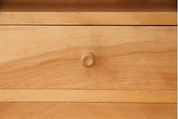 北海道民芸家具のサイドボードをリペア&カスタム!天板の補強。当店商品を参考に着色し仕上げ。(収納棚、戸棚、ローボード)