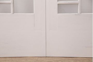 1960年頃のペイントガラス戸2枚をリペア&カスタム!設置場所に合わせてリサイズ。平型戸車を取り付け。(引き戸、建具)