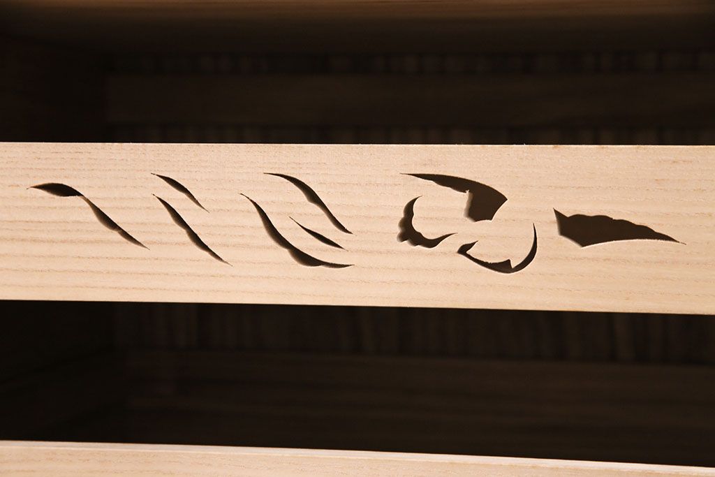 国産の桐箪笥をリペア&カスタム!高品質リペアを施し、当店商品を参考に着色し仕上げ。(衣装箪笥、和タンス、着物箪笥、桐たんす)