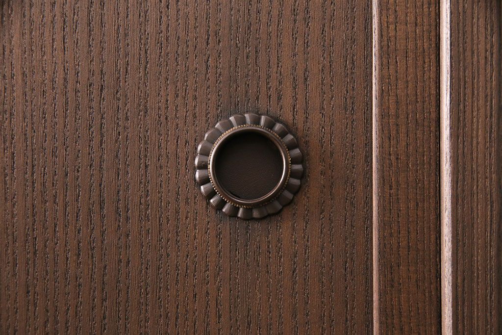 国産の桐箪笥をリペア&カスタム!高品質リペアを施し、当店商品を参考に着色し仕上げ。(衣装箪笥、和タンス、着物箪笥、桐たんす)