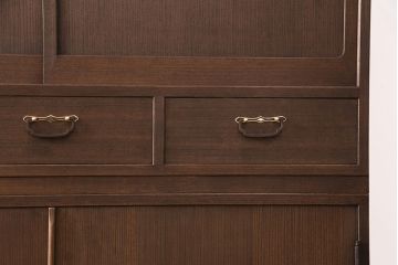 国産の桐箪笥をリペア&カスタム!高品質リペアを施し、当店商品を参考に着色し仕上げ。(衣装箪笥、和タンス、着物箪笥、桐たんす)