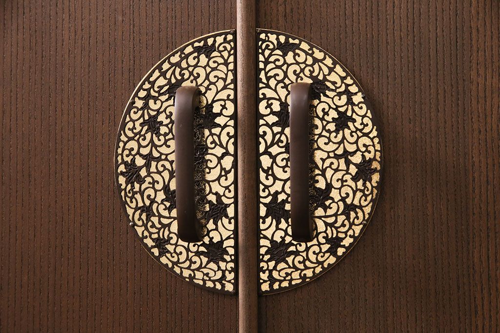 国産の桐箪笥をリペア&カスタム!高品質リペアを施し、当店商品を参考に着色し仕上げ。(衣装箪笥、和タンス、着物箪笥、桐たんす)