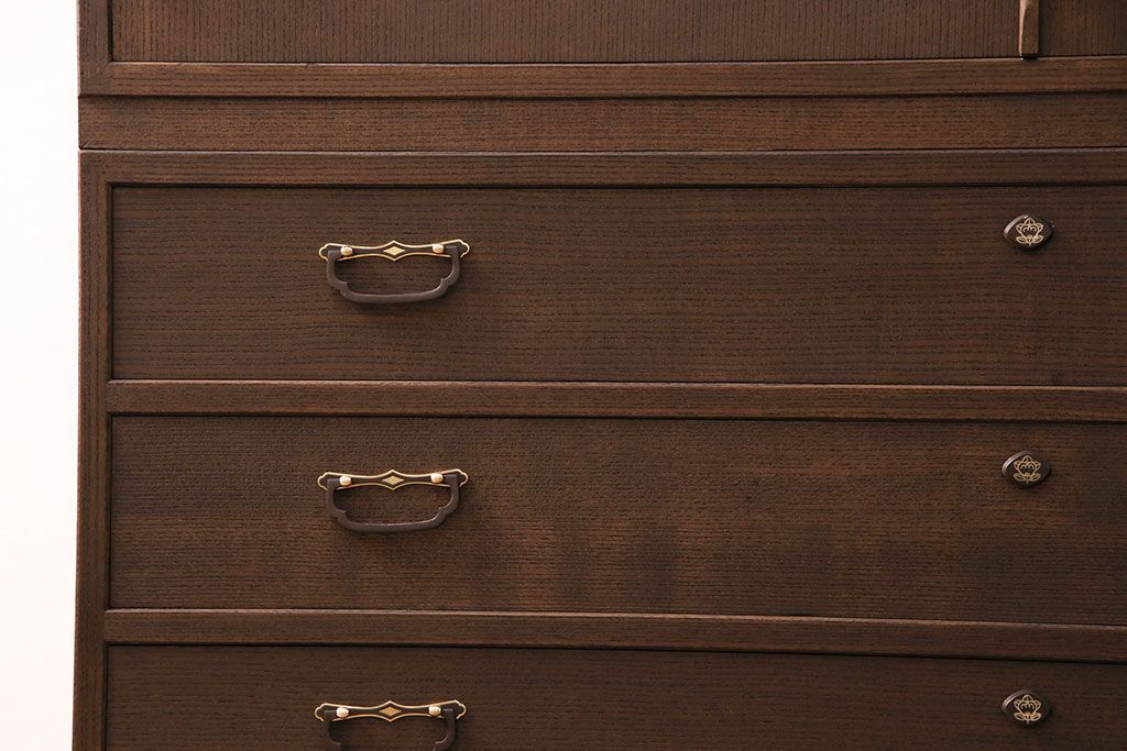 国産の桐箪笥をリペア&カスタム!高品質リペアを施し、当店商品を参考に着色し仕上げ。(衣装箪笥、和タンス、着物箪笥、桐たんす)