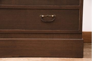 国産の桐箪笥をリペア&カスタム!高品質リペアを施し、当店商品を参考に着色し仕上げ。(衣装箪笥、和タンス、着物箪笥、桐たんす)