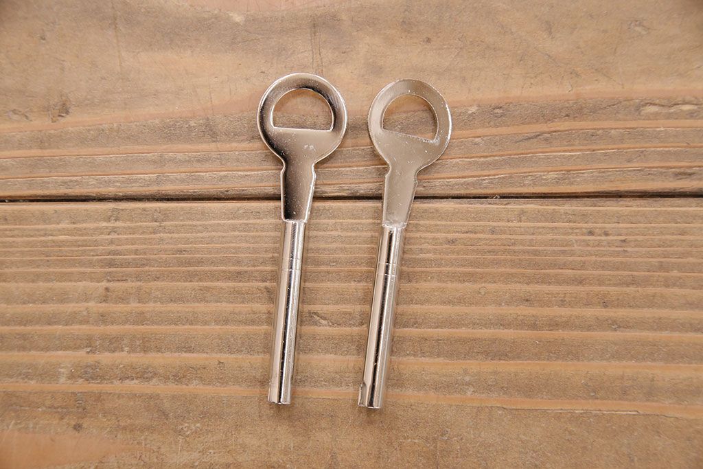 国産の桐箪笥をリペア&カスタム!高品質リペアを施し、当店商品を参考に着色し仕上げ。(衣装箪笥、和タンス、着物箪笥、桐たんす)