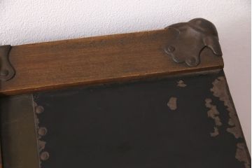 トランクダイニングテーブルをリペア&カスタム!強化ガラス天板、キャスターを取り付け。底板の補強。トランク内部はベニヤ板で内貼り加工。(リビングテーブル、センターテーブル)